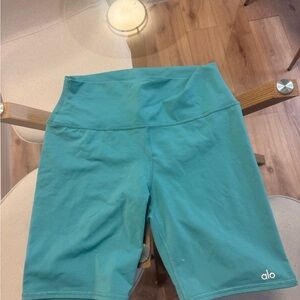 ALO Yoga Women's Aqua Bike Shorts